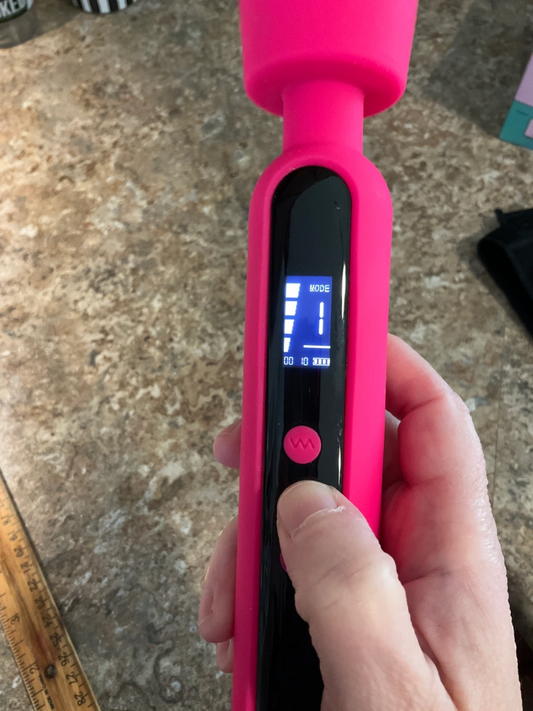 TOY TEST – Funzze LED Display Wand Massager