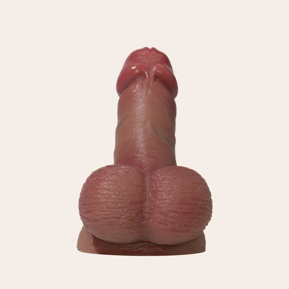 Realistic Silicone Dildo 5.6"